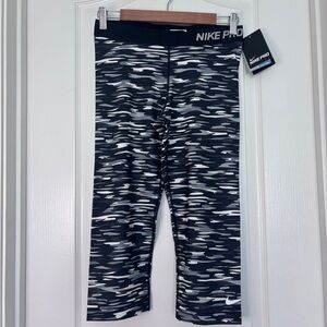 Nike Women’s Black & White Patterned Dri-fit Leggings